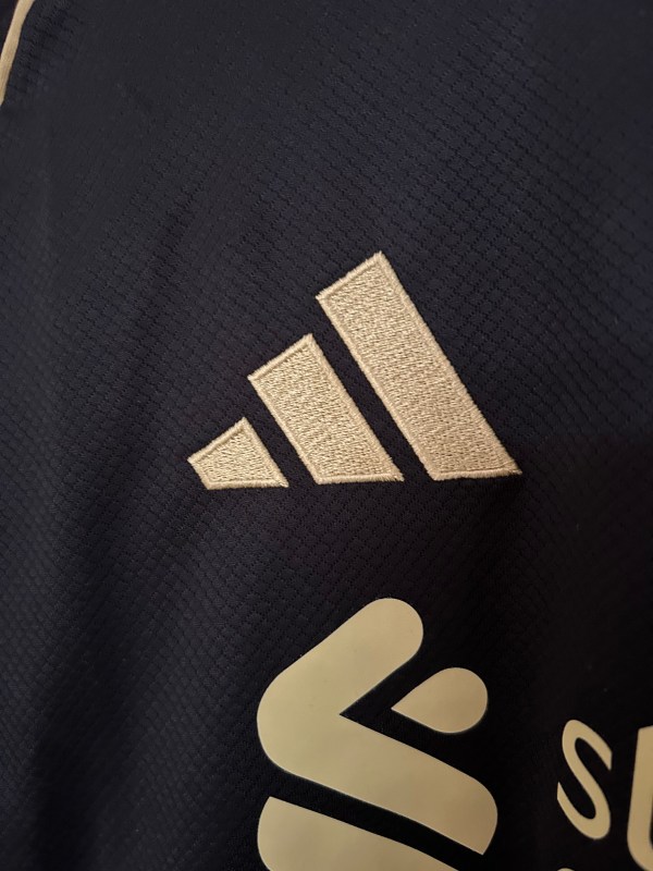 2025/26 Liverpool  Black & Gold Player Jersey – Fan Version