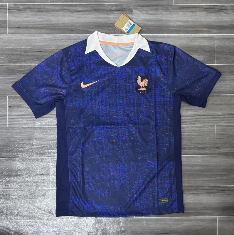 2025/26 France National Team Home Football Shirt (Fan Edition)