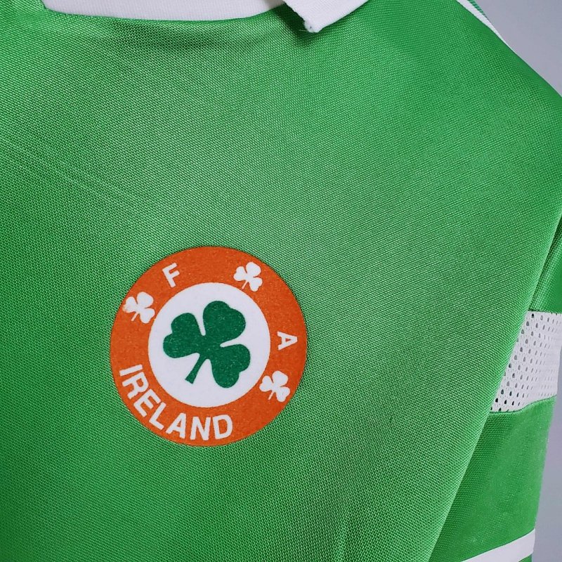 1988 Retro Ireland Home Football Shirt