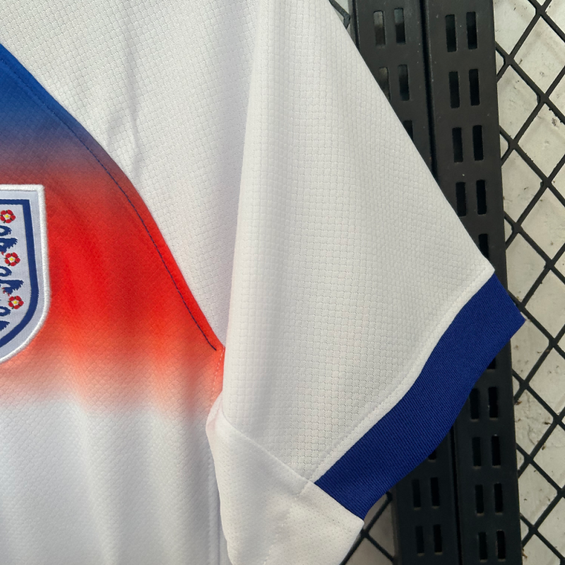 2025/2026 England Home Fan Edition Football Shirt