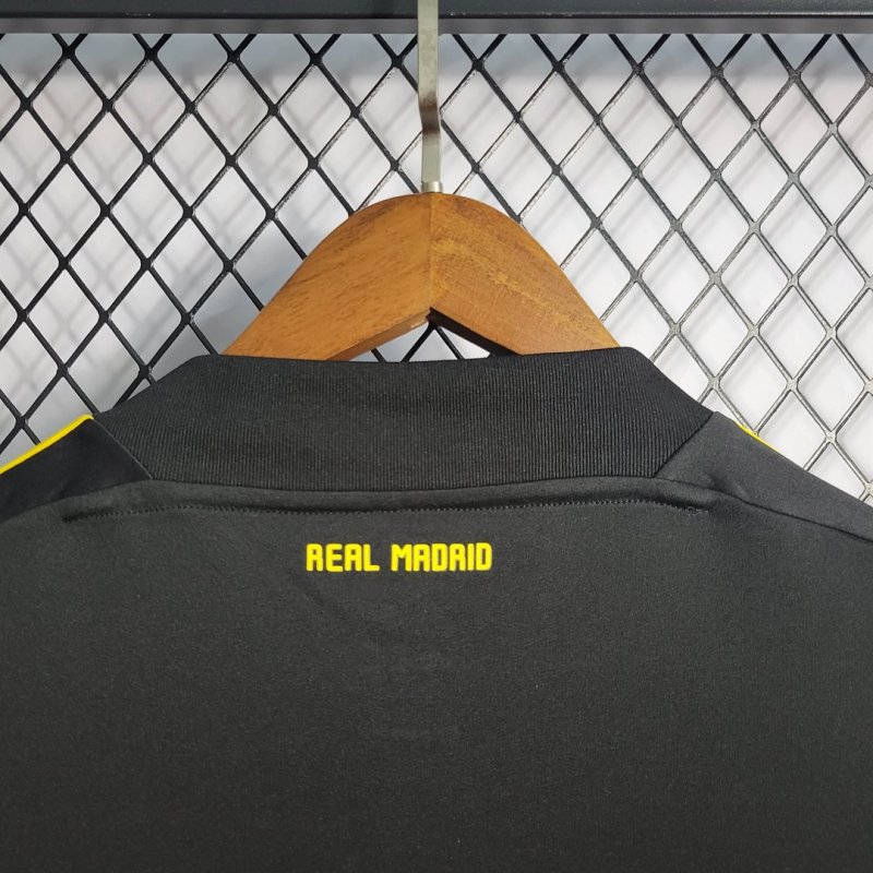 2011/2012 Retro Real Madrid Goalkeeper Football Shirt