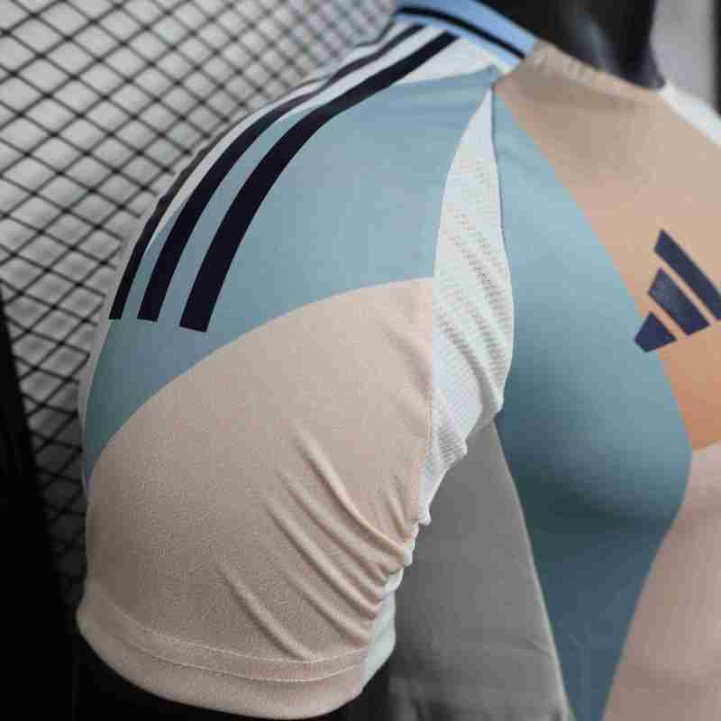 2025/2026 Spain Player Edition Pre-match Football Shirt