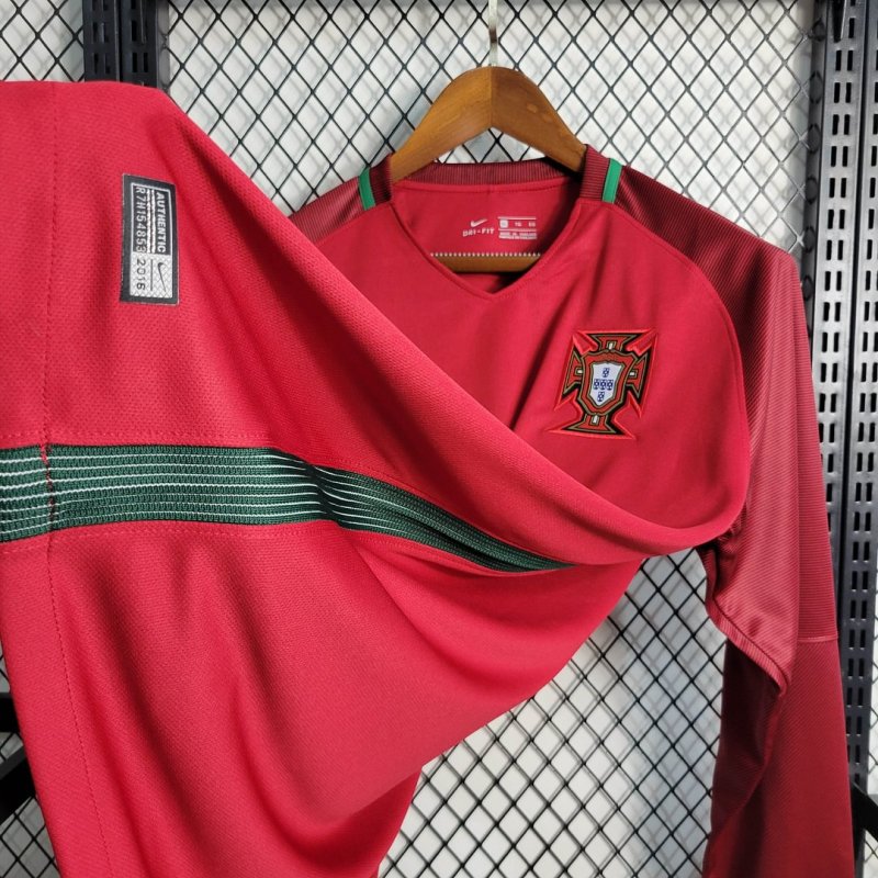 2016 Retro Long Sleeve Portugal Away Football Shirt