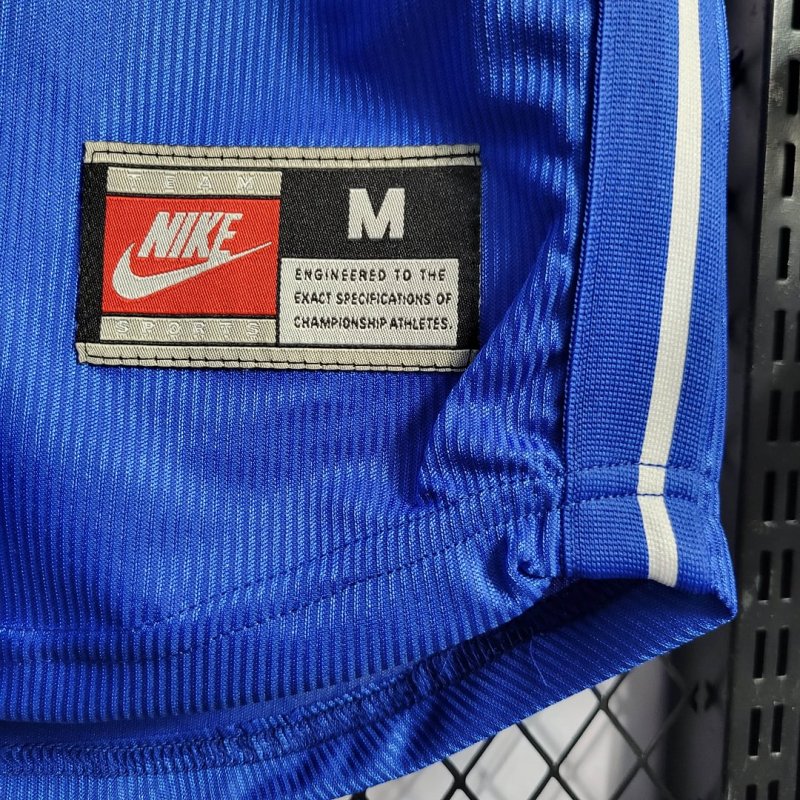 1998 Retro Italy Home Football Shirt