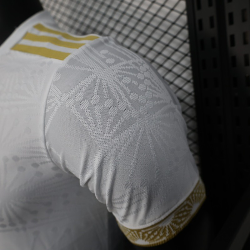 2025/26 Mexico Special Edition White Football Shirt