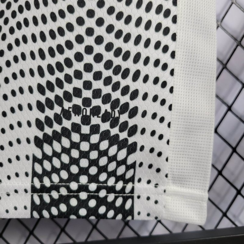 2019/2020 Retro Juventus Fourth Away Football Shirt