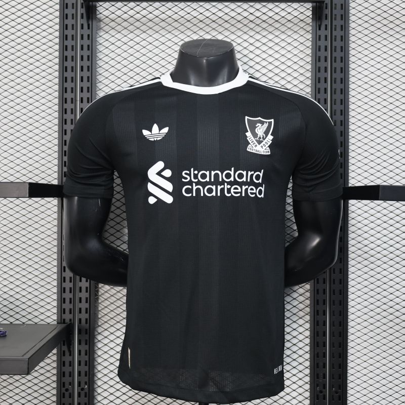 Liverpool FC 2025/26 Player Edition Goalkeeper Football Jersey