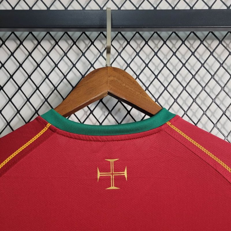 2006 Retro Portugal Home Football Shirt
