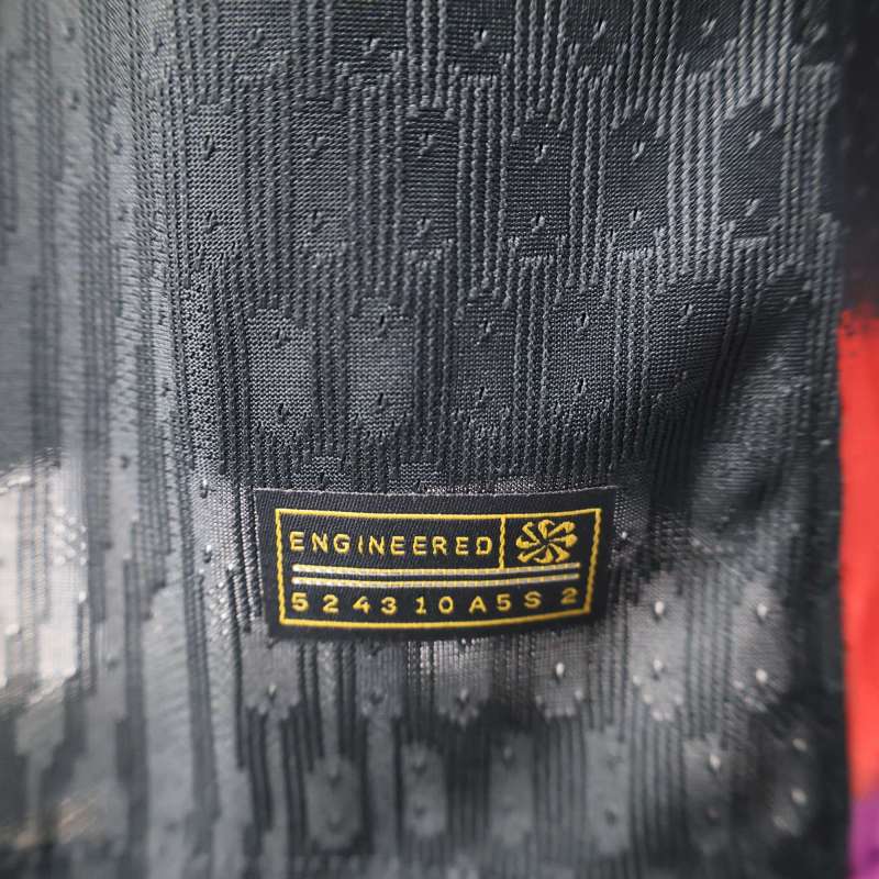 2025/2026 England black MVP football shirt