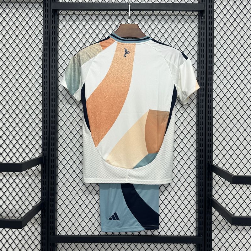 2025/2026 Spain Women's Away Fan Edition Kids Kit