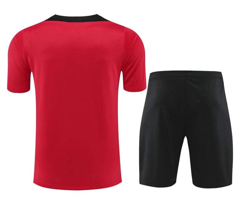 2024/2025 Liverpool Training Wear Red Suit Shirt