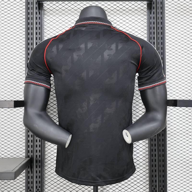 retro Manchester United black soccer jersey
