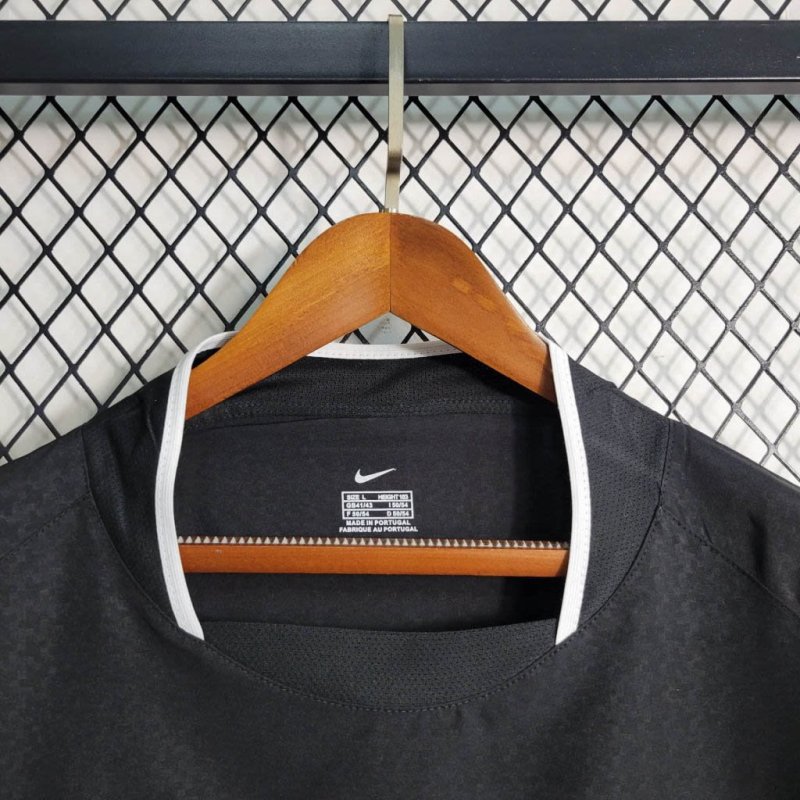 2003/2004 Retro Manchester United Away Football Shirt