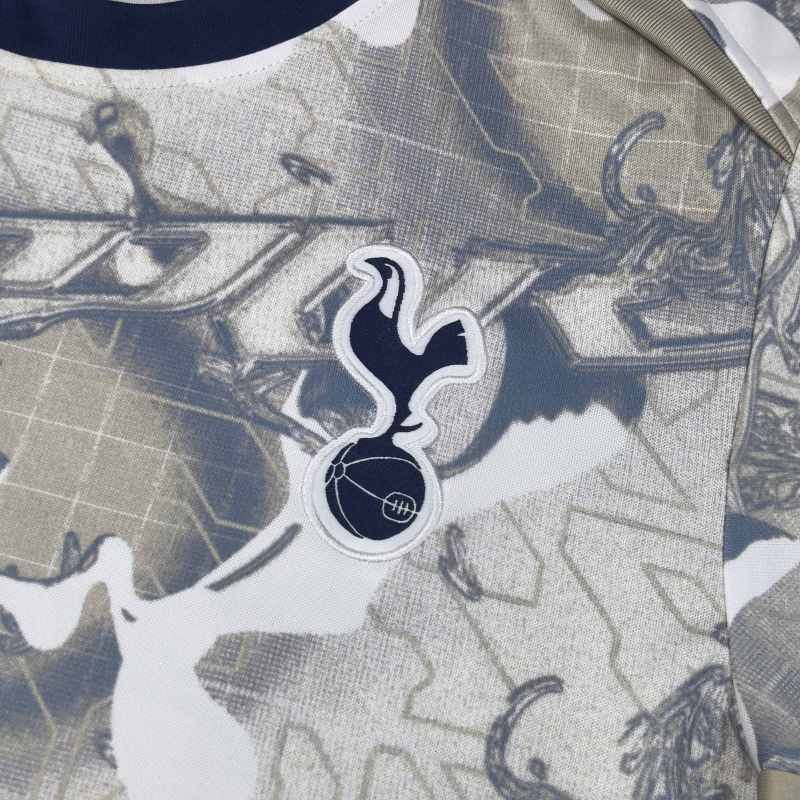 2025/2026 Tottenham Hotspur Training Football Shirt (Fan Edition)