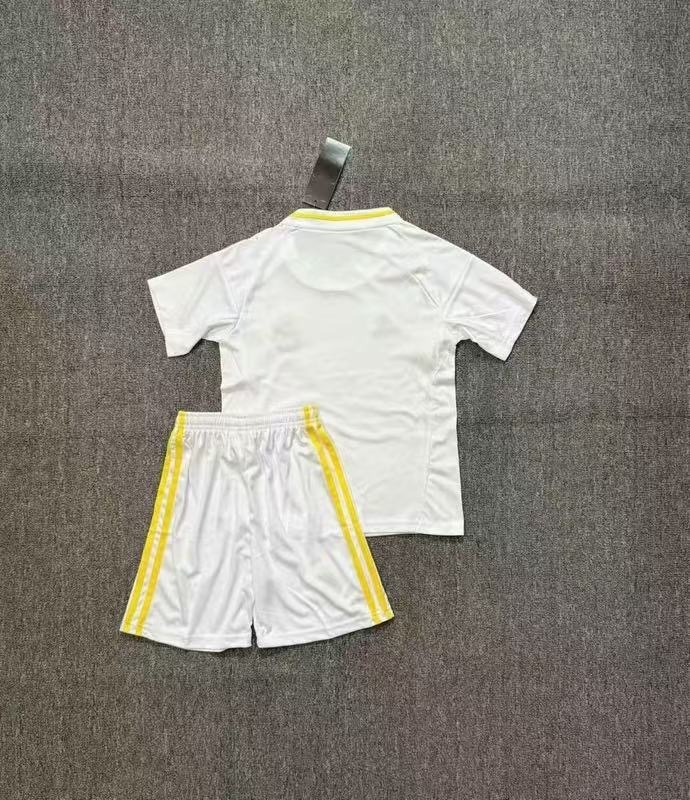 2025-2026 Real Madrid Football Shirt Kids Size