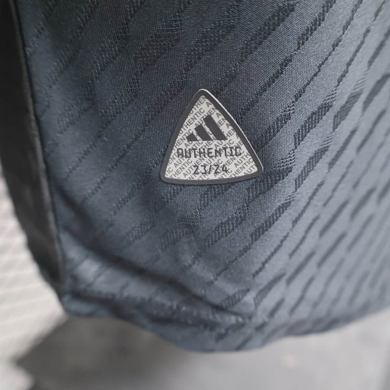 2024/2025 Player Version Real Madrid Y3 Black Gold Edition Football Shirt