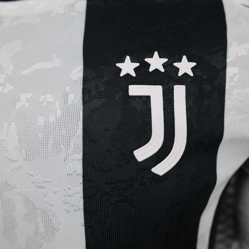 2024/2025 Player Edition Juventus Home Long Sleeve Football Jersey