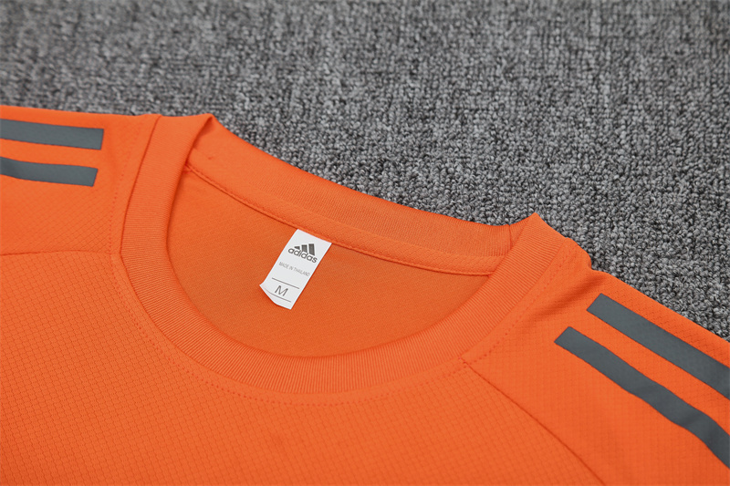 2025/26 short sleeve Bayern orange training suit