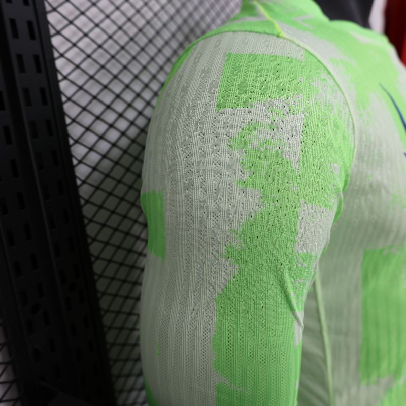 2024/2025 Player Edition Barcelona Green Long Sleeve Football Jersey