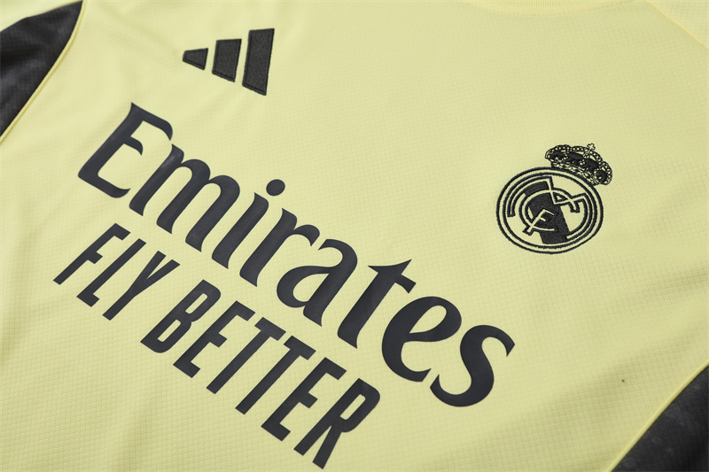 2025/26 short sleeve Real Madrid yellow training suit