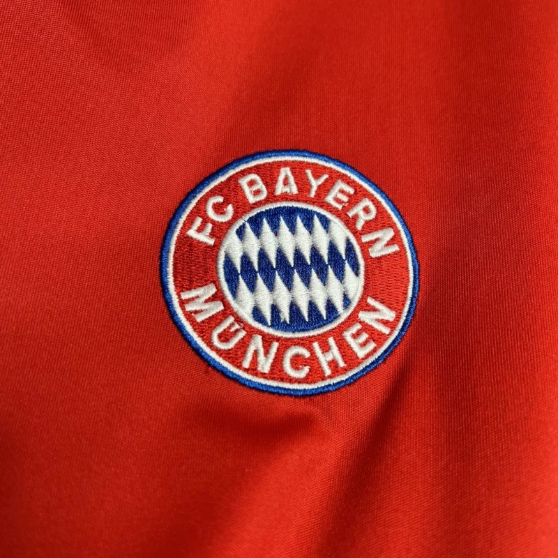 2000/2001 Retro Bayern Munchen Home Football Shirt