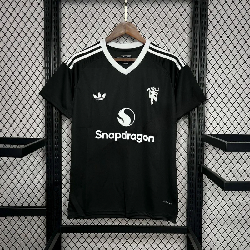 2024/2025 Manchester United Fourth Goalkeeper Football Shirt