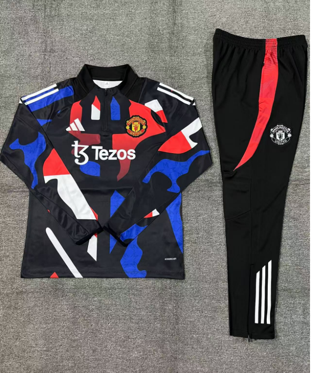 2024/2025 Players Edition Manchester United Black Camouflage Edition Half-zip training suit Football Jersey