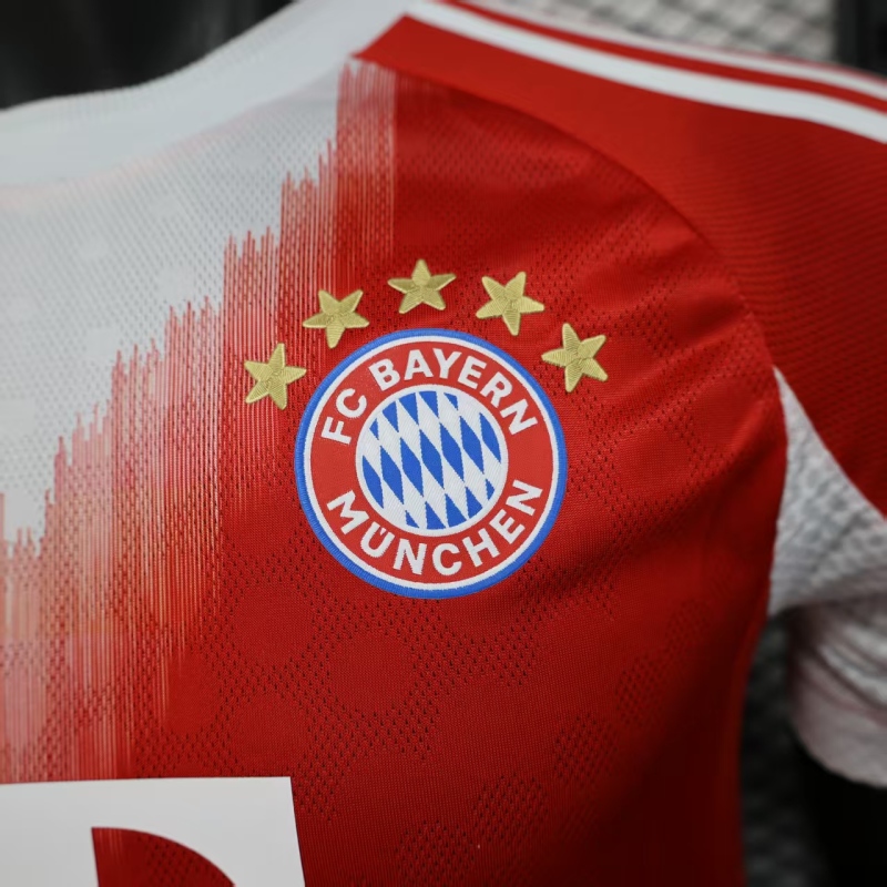 2025/2026 Bayern Home Football Shirt