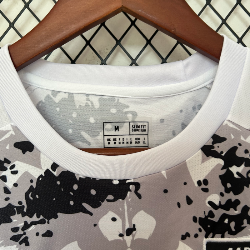 2025/2026 Japan Special Edition Fan Edition Football Shirt