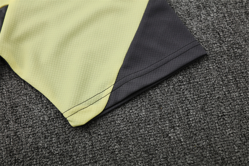 2025/26 short sleeve Real Madrid yellow training suit