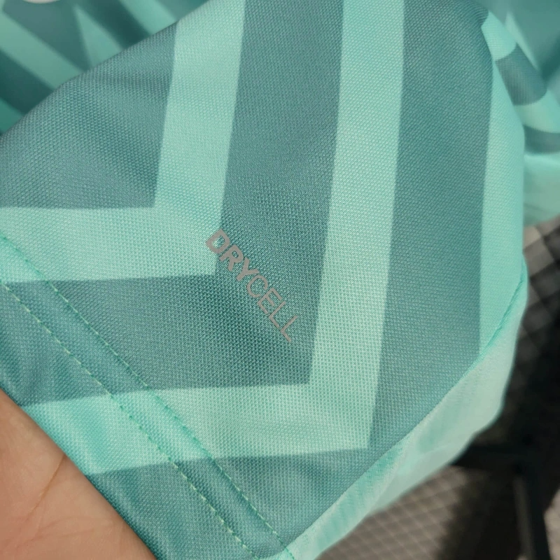 2024/2025 Palmeiras Goalkeeper Football Shirt