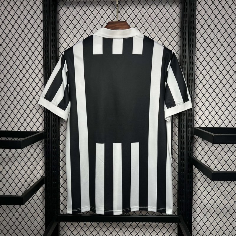 1984/1985 Retro Juventus Home Football Shirt
