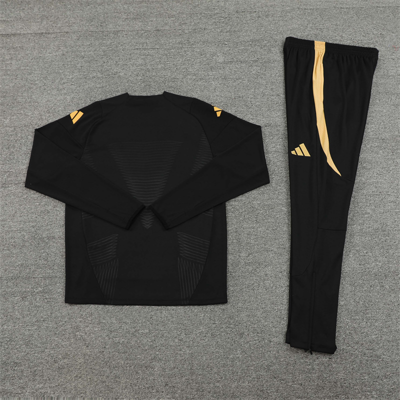 2024/2025 Player Edition Real Madrid Match Jersey Black & Gold Half-zip training suit Football Jersey