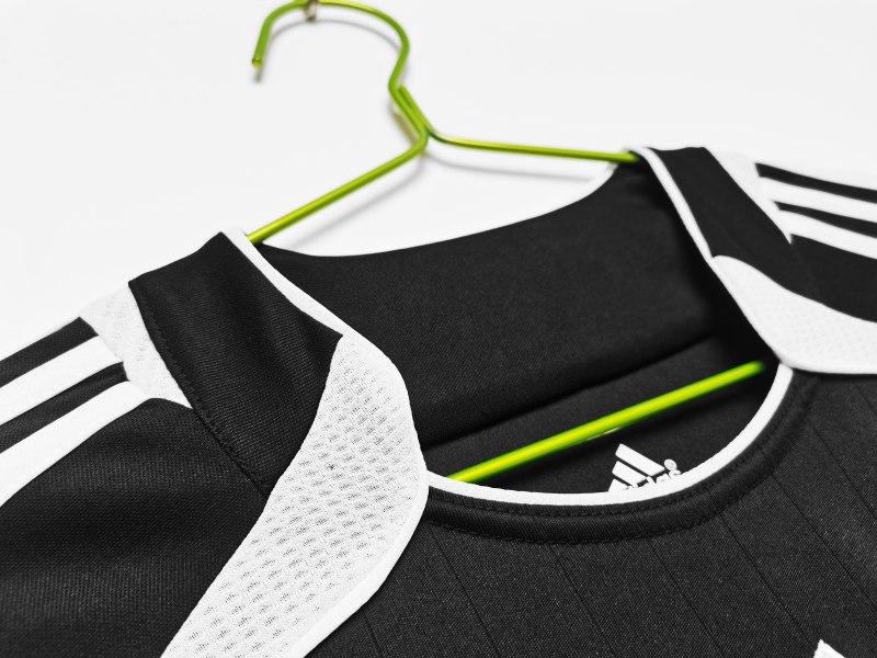 2006/2007 Real Madrid Second Away Retro Long Sleeve Football Shirt