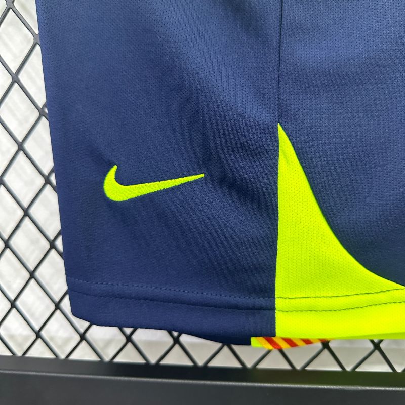 2005/06 Barcelona away jersey Retro kids kit