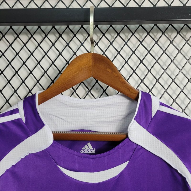 2006/2007 Retro Real Madrid Third Away Purple Football Shirt