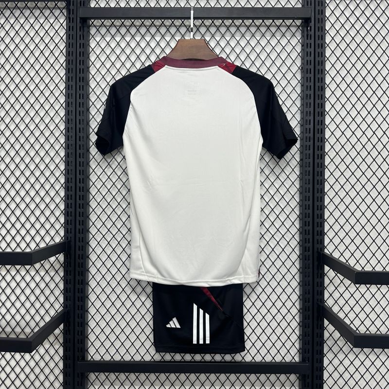 2025/2026 Manchester United Training Kit White Black Fan Edition Children's Kit