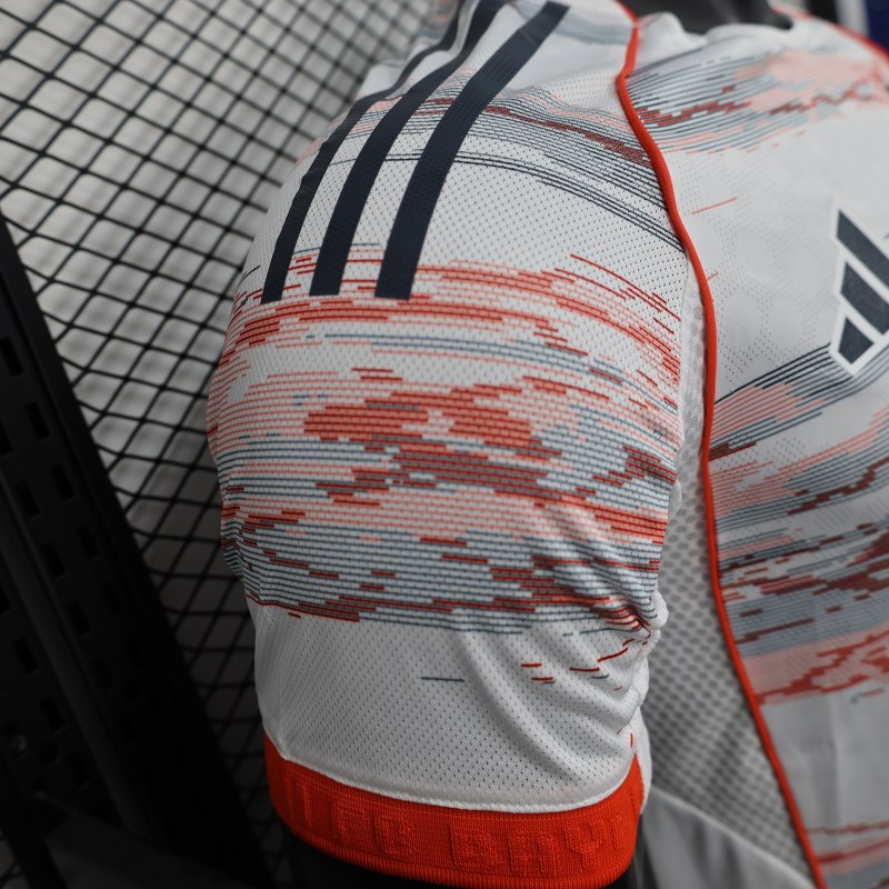 2025/2026 Bayern Away Football Shirt (Player Edition)