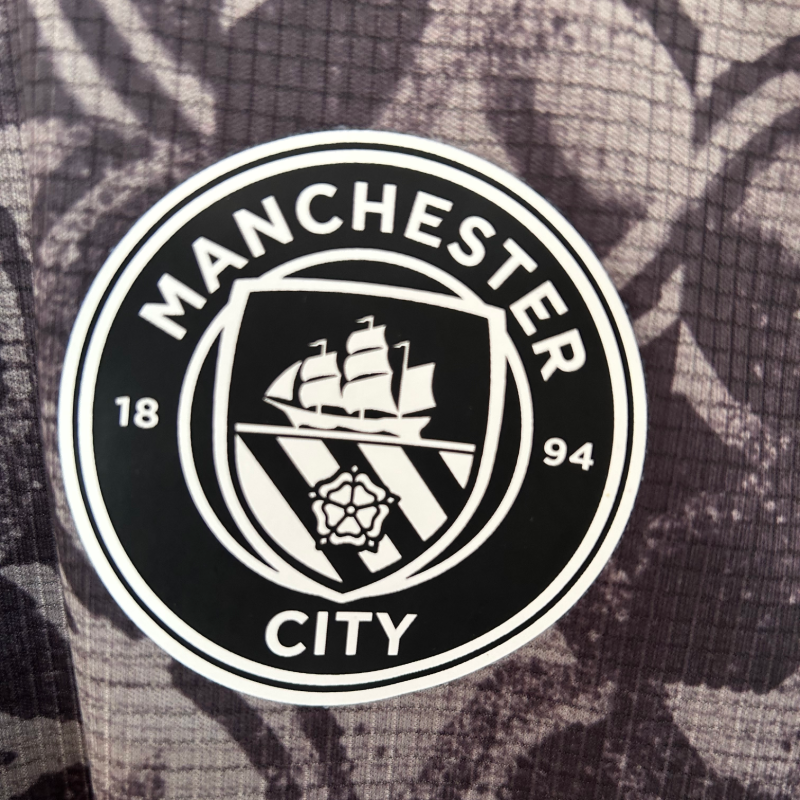 2025-2026 Manchester City Pre-match Fan Edition Football Shirt