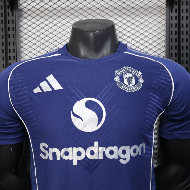 2025/26 Manchester United special edition football jersey