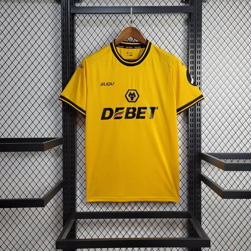 2024/2025 Wolverhampton Home Football Shirt