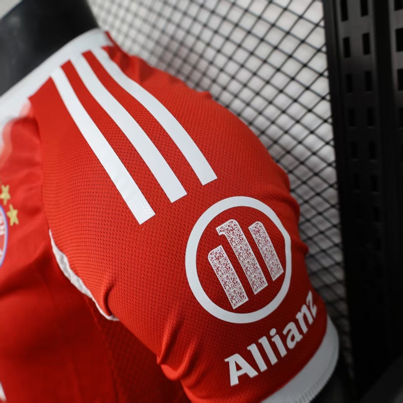 2025/2026 Bayern Home Football Shirt