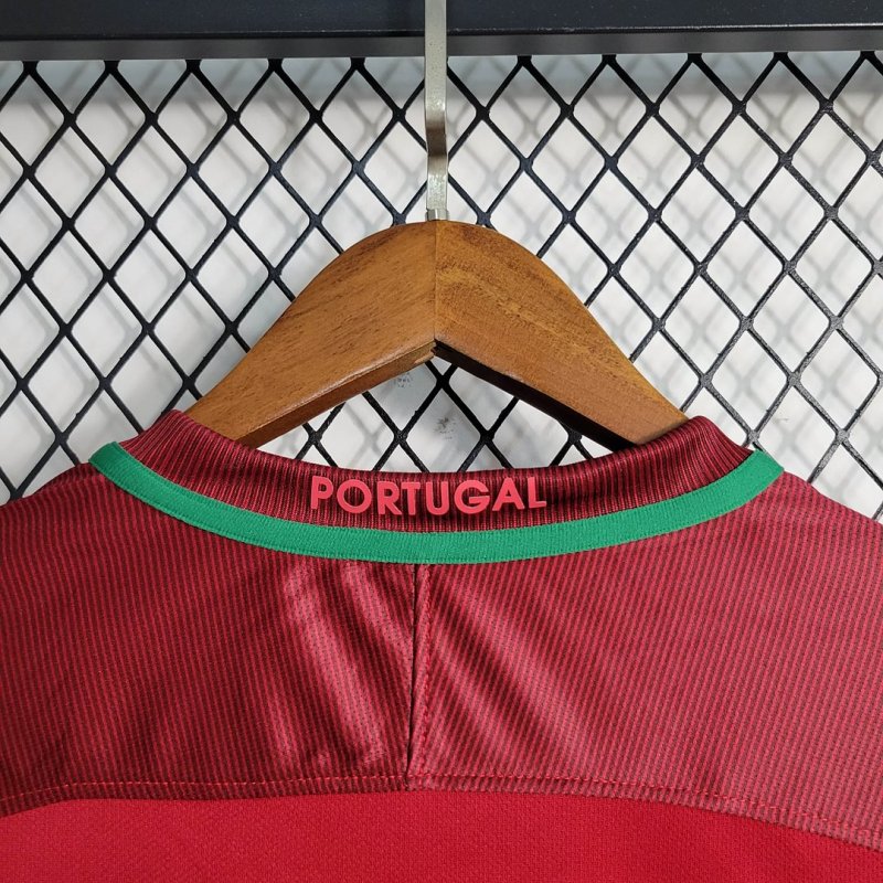 2016 Retro Long Sleeve Portugal Away Football Shirt