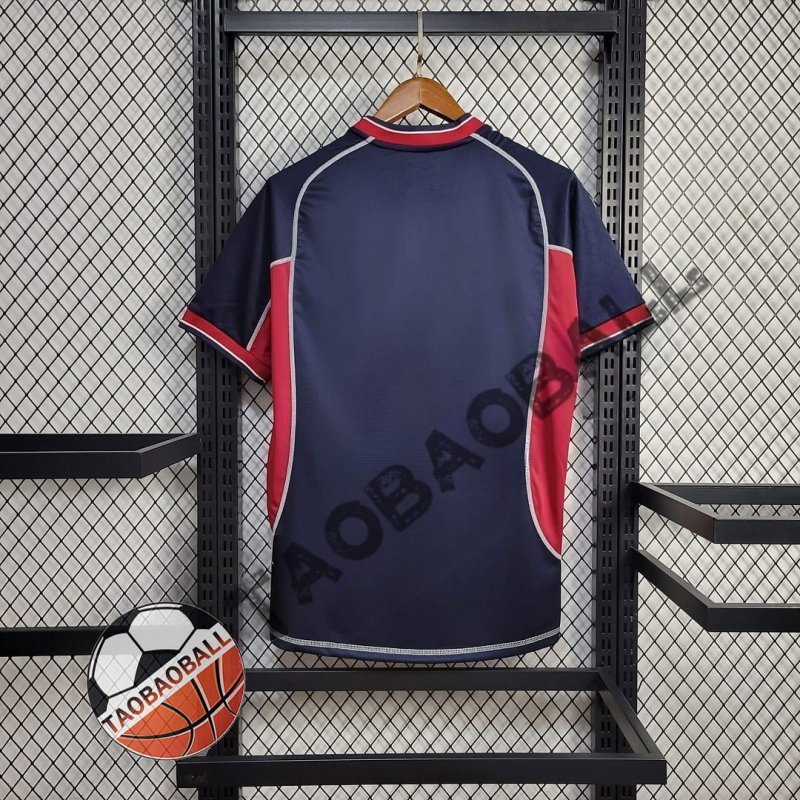 2001/2002 Vintage Manchester United 3rd Away Football Shirt