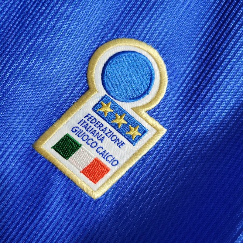 1998 Retro Italy Home Football Shirt