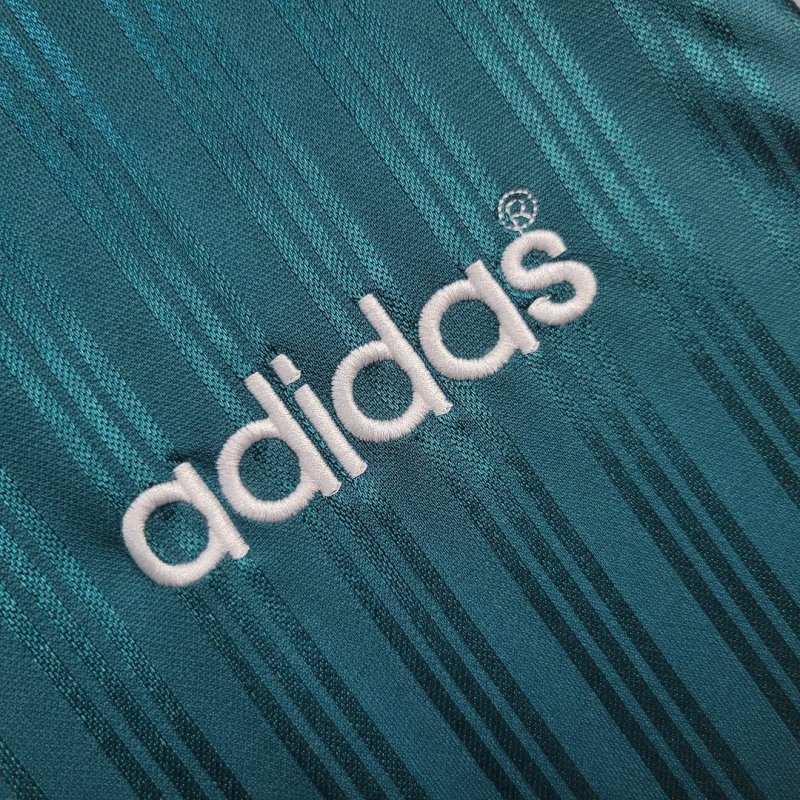 1995/1996 Retro Liverpool Away Football Shirt