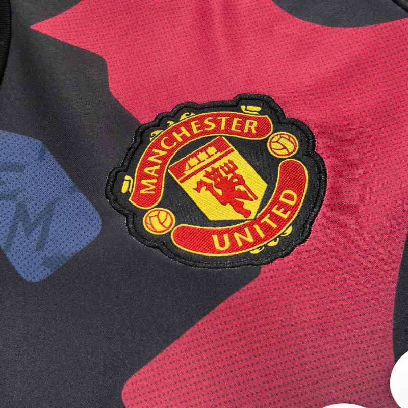 2025/26 Manchester United Pre-Match Fan Version Jersey