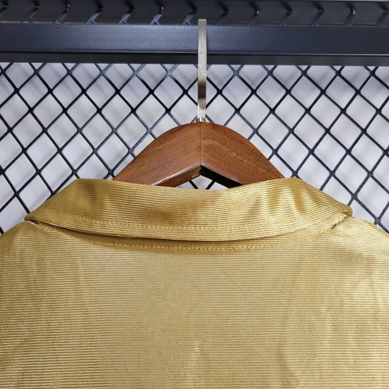 2001/2002 Retro Barcelona Away Football Shirt