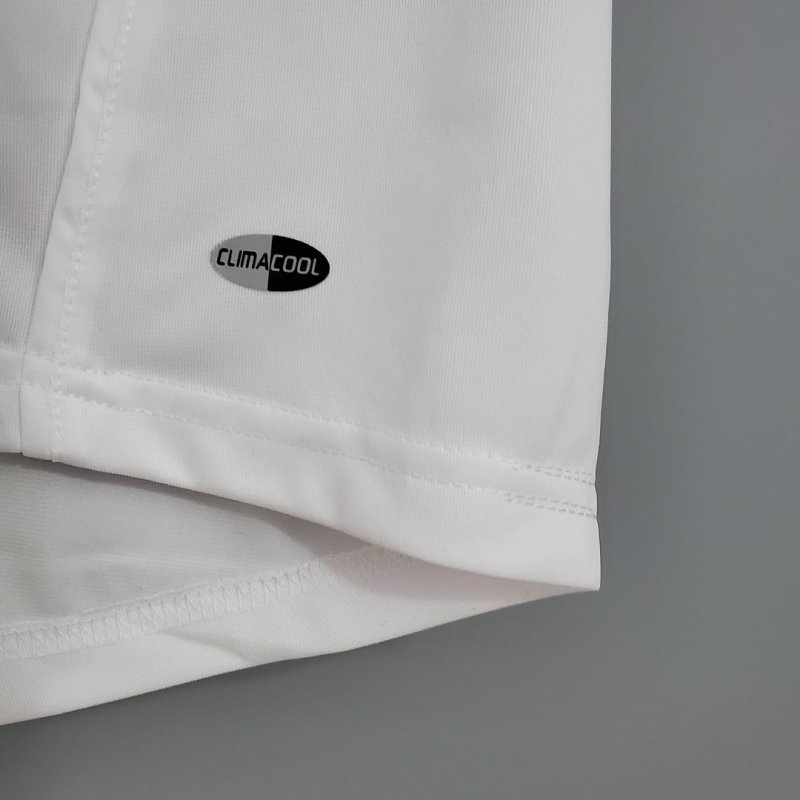 2005/2006 Retro Real Madrid Home Football Shirt