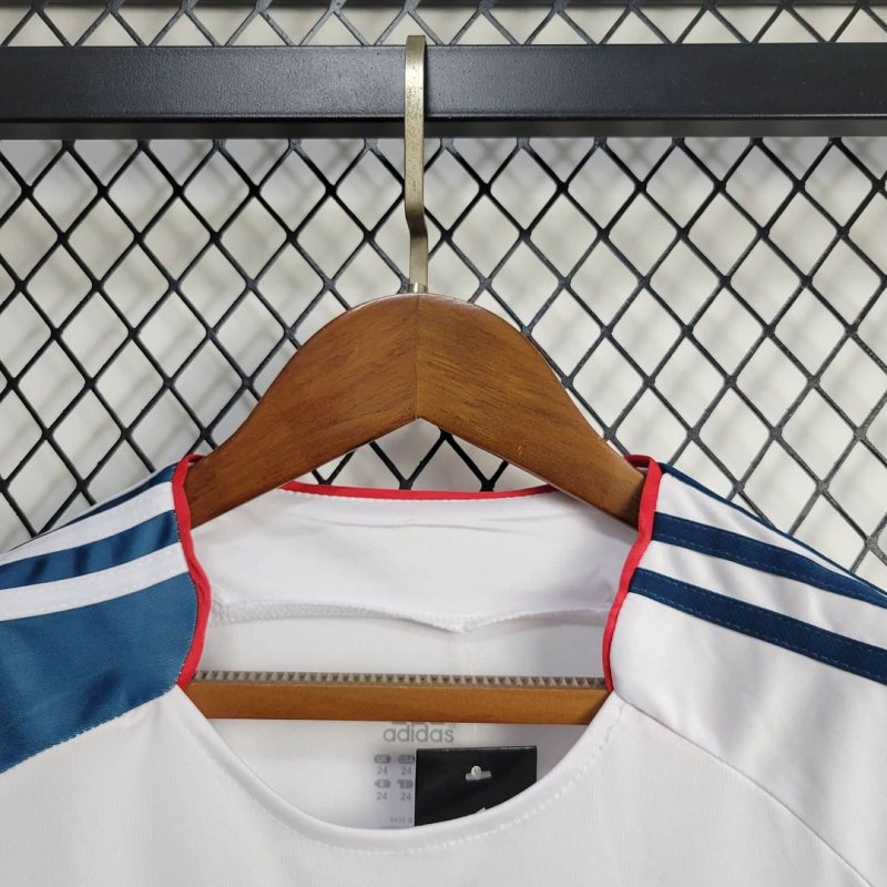 2006/2007 Retro Liverpool Away Football Shirt Kids Size